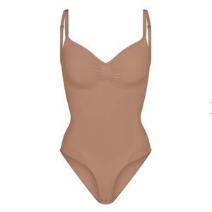 SKIMS BODYSUITS SEAMLESS SCULPT BRIEF BODYSUIT BEIGE SIENNA XXS